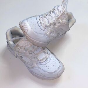 STARTER SHOES SIZE 7.5 UNISEX